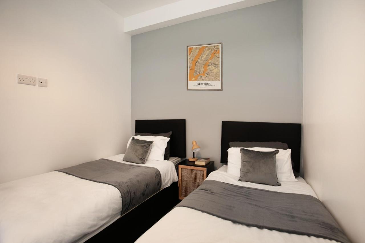 Spacious 2 Bedroom Apartments - 5 Mins From Qmc, Universities And City Centre! Nottingham Dış mekan fotoğraf